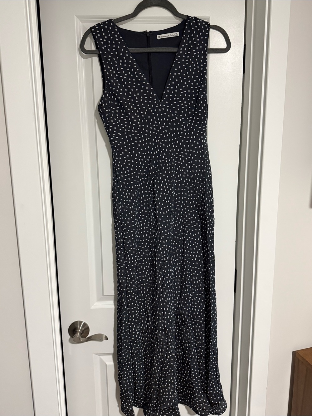 Black Polka Dot V-Neck Sleeveless Maxi Dress - Picture 1 of 4
